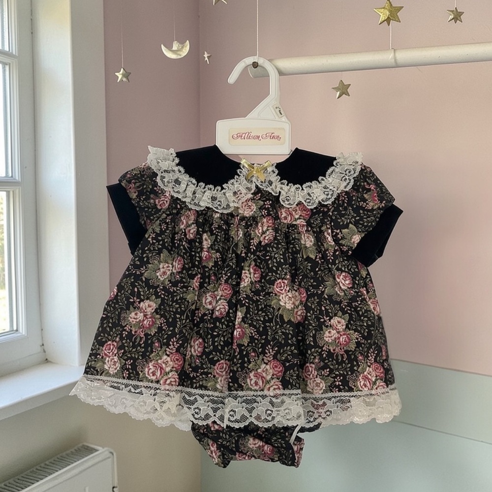 Vintage Allison Ann 2 Piece Baby Dress & Bloomers 0-3 M - Picture 3 of 15